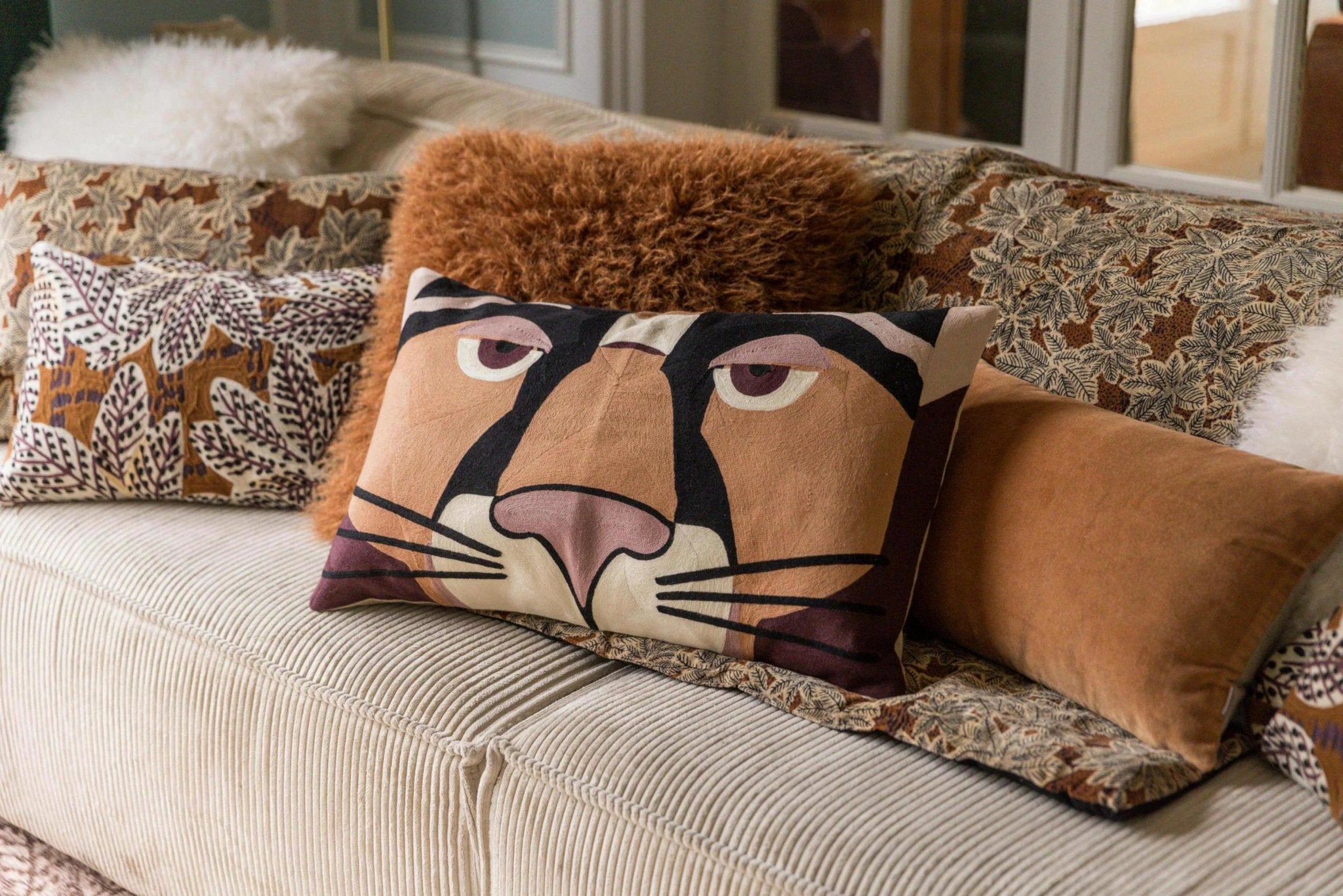 Vivaraise Coussin décoratif en velours Gris Foncé by Vivaraise