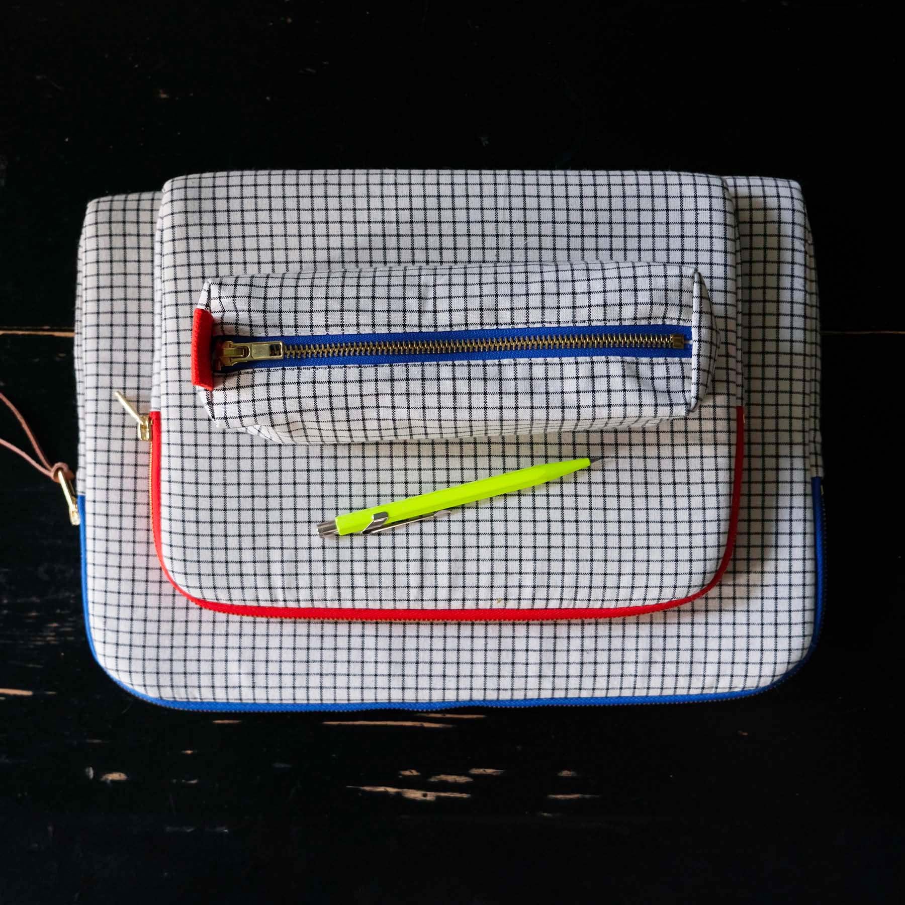Housse ordinateur Stylo Bleu La Cerise sur le Gâteau