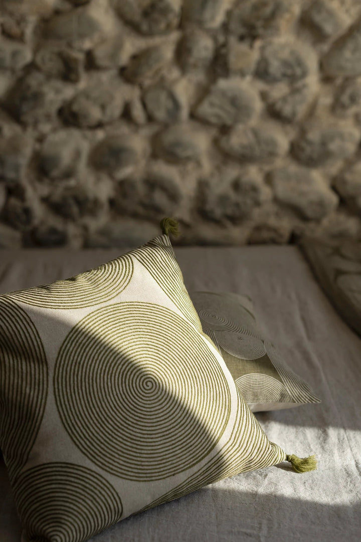 Coussin brodé Tito Naturel by Vivaraise