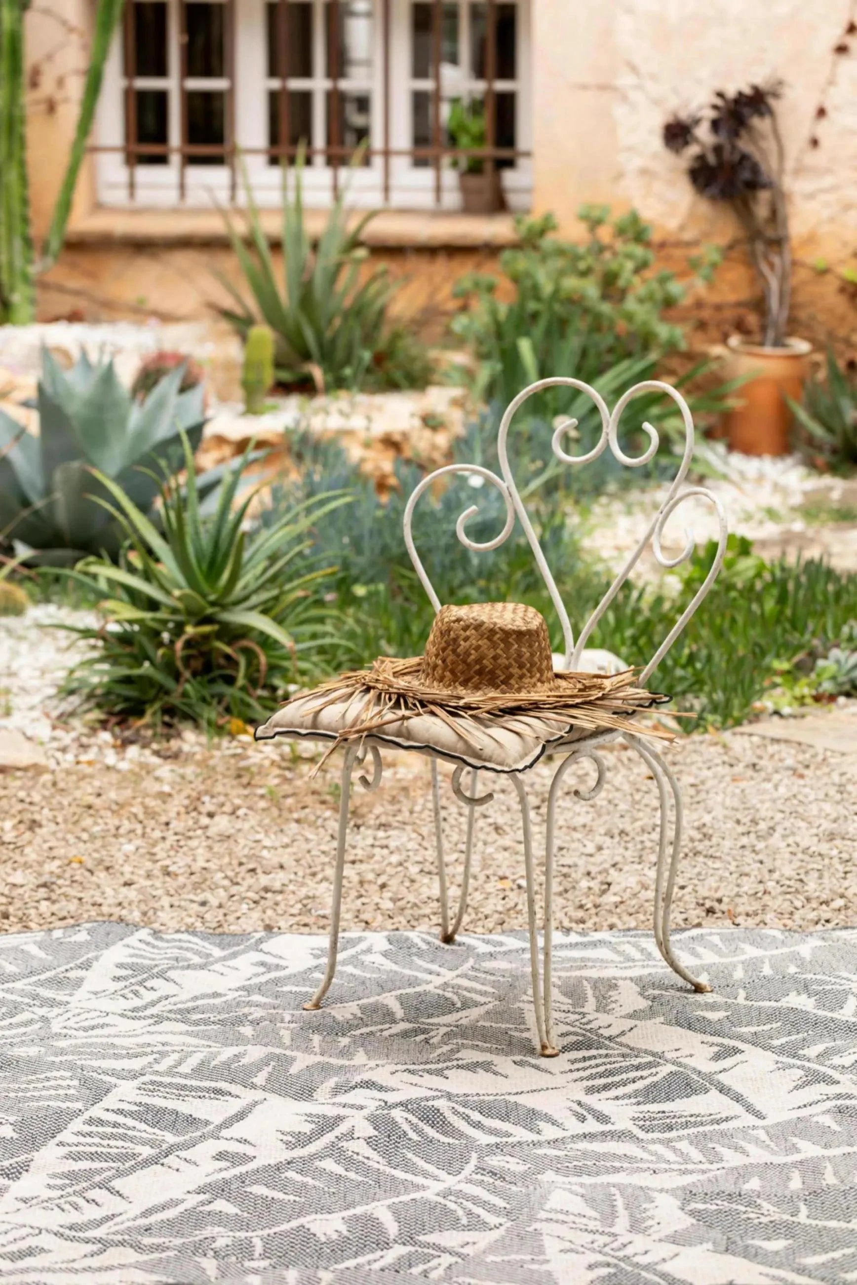 Tapis Amara outdoor by Vivaraise