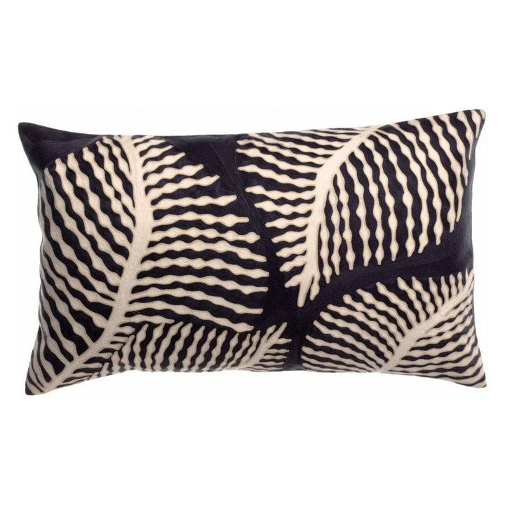 Coussin brodé Flora by Vivaraise