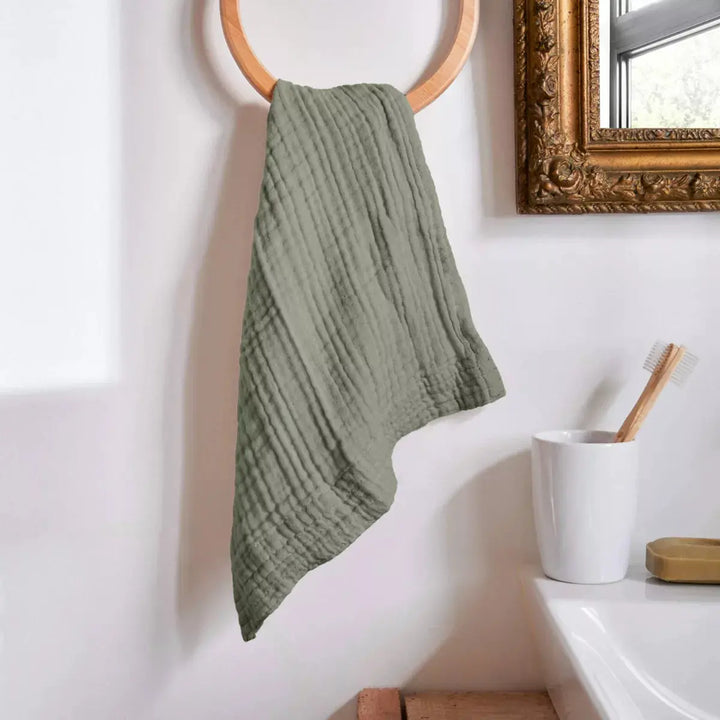 Drap de douche 70 x 130 cm Gaze de coton unie GAÏA Romarin by L'effet papillon