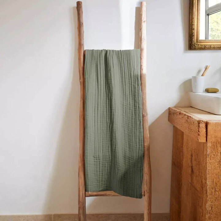 Drap de douche 70 x 130 cm Gaze de coton unie GAÏA Romarin by L'effet papillon